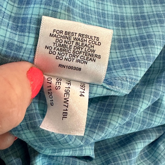 Peter Millar Men’s Blue Long Sleeve Button Down Shirt. Size XLarge - Picture 10 of 13